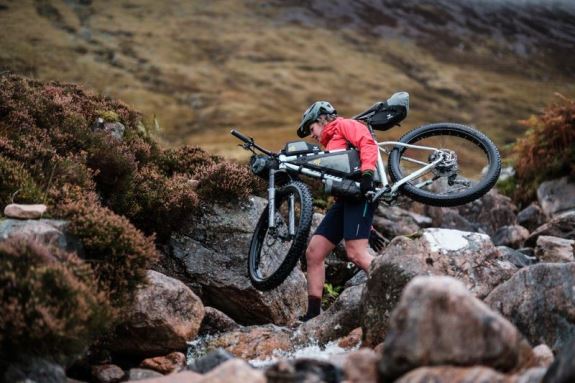 Jak správně sbalit kolo na bikepacking