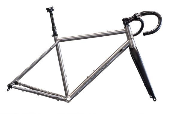 Rám Thomson Piedmont gravel Ti